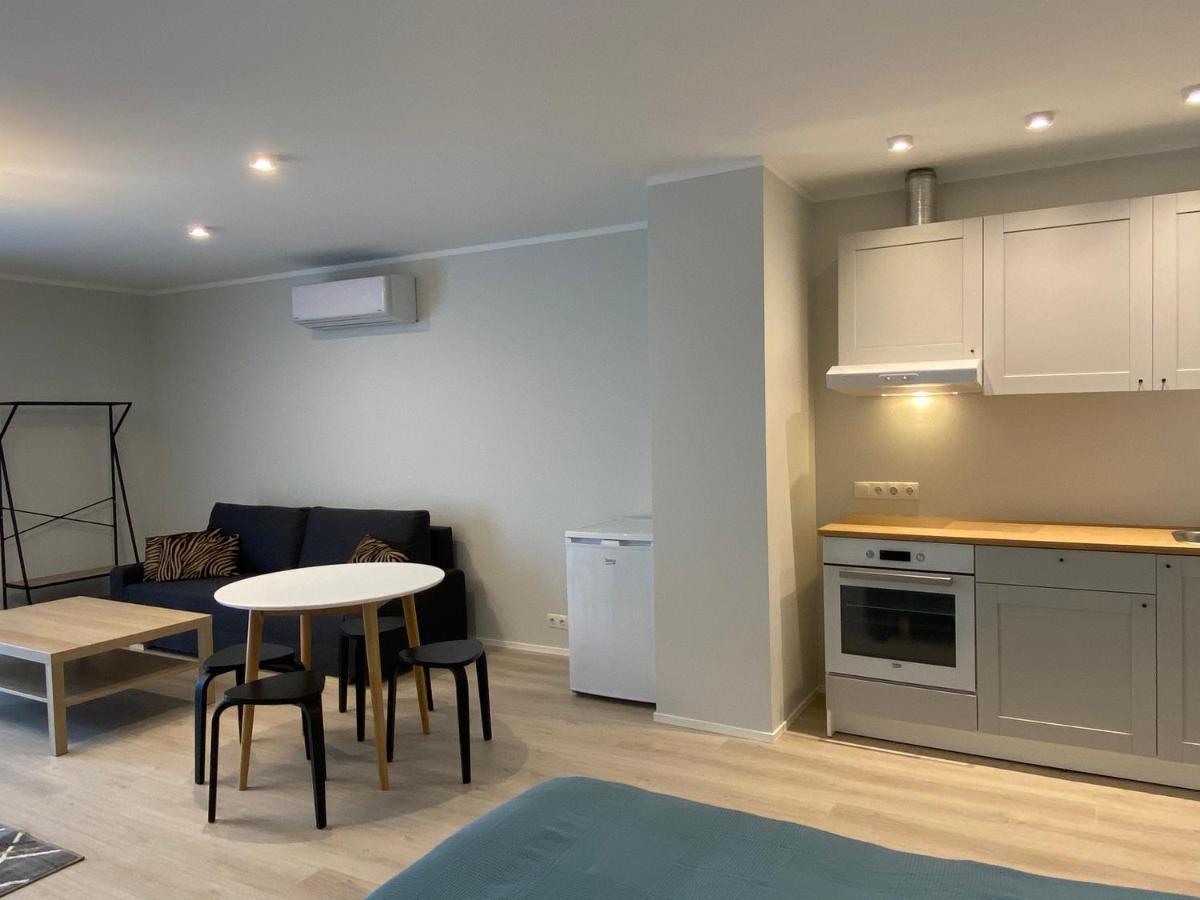 Captain'S House - Kaptenimaja - Apartments Kardla Ngoại thất bức ảnh