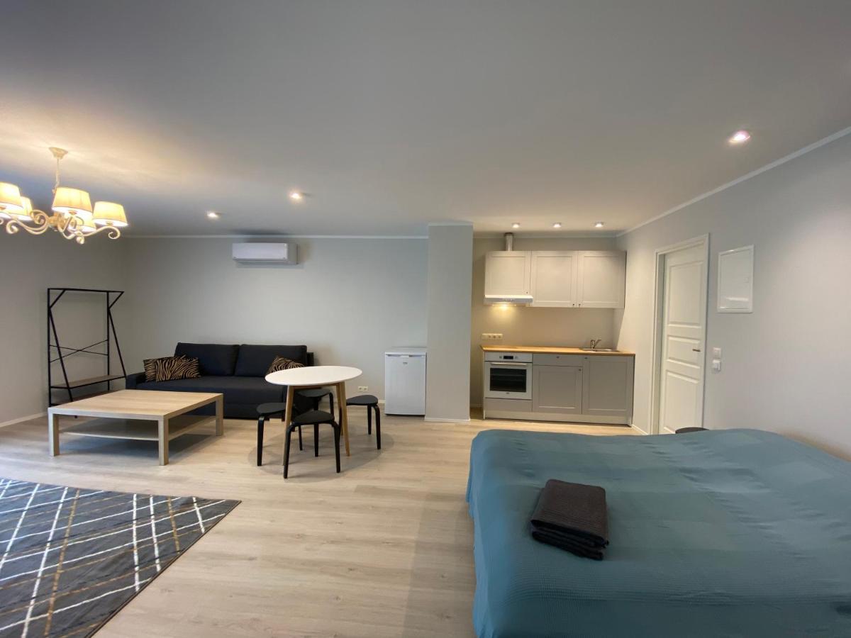 Captain'S House - Kaptenimaja - Apartments Kardla Ngoại thất bức ảnh